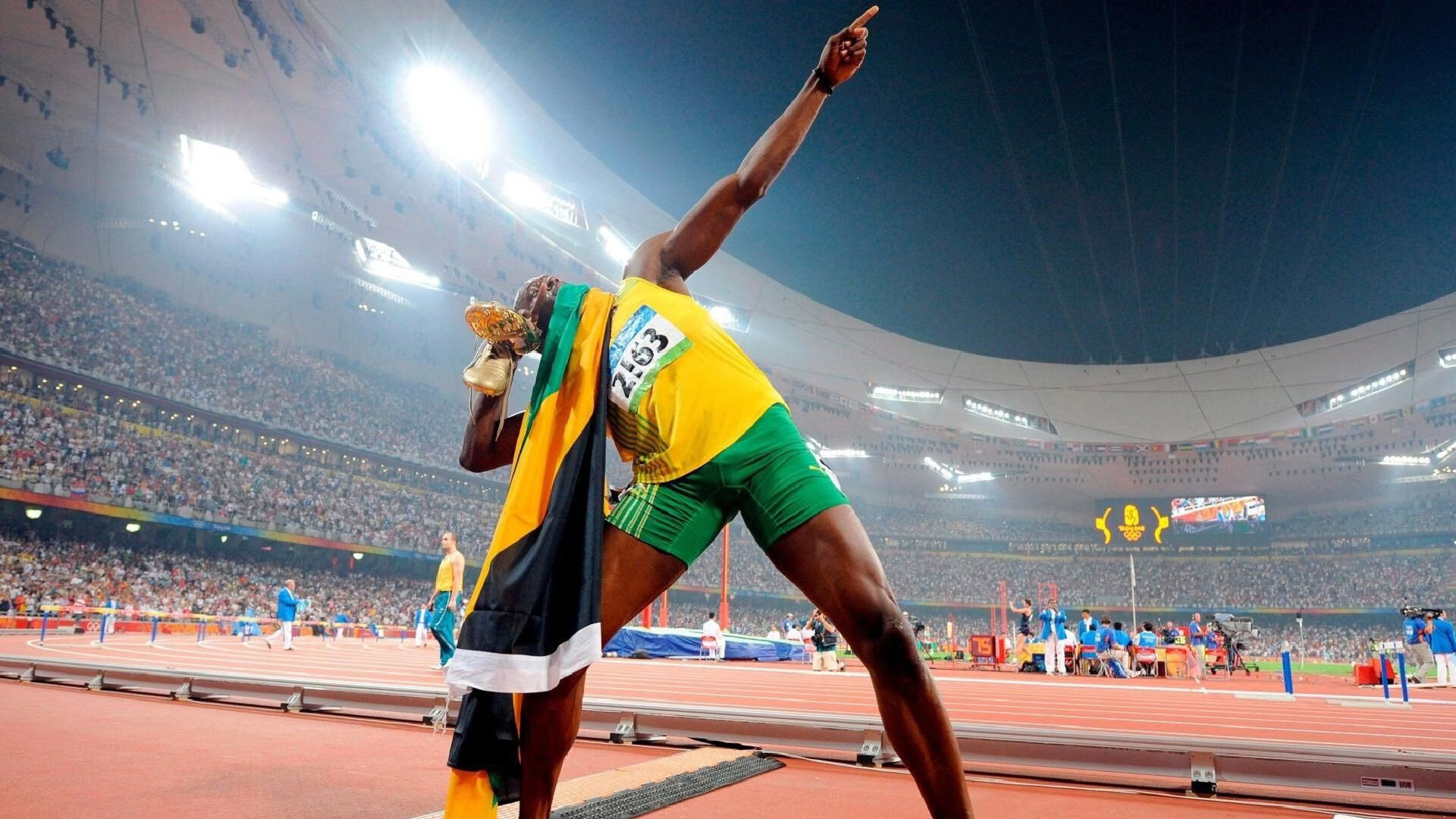 欧冠半决赛首回合：国米1比0本菲卡 防线如长城青年军几无良机